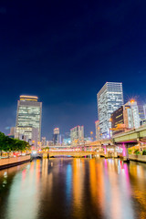 Fototapeta na wymiar 大阪中之島の夜景