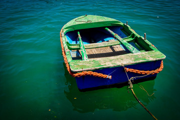 Fototapeta na wymiar Boat floating on sea