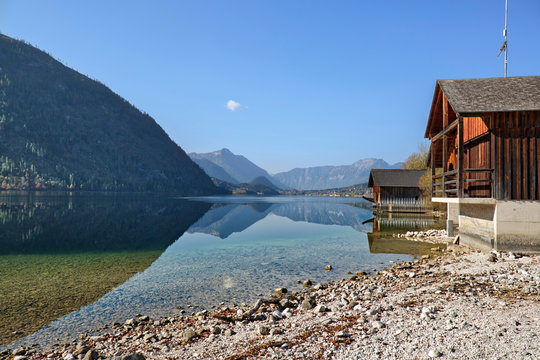 View of the lake Grundlsee in the early autumn morning, framed by the Dead Mountains. Grundlsee, region Salzkammergut, Liezen district of Styria, Austria, Europe.
