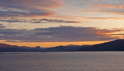 Fototapeta na wymiar Sunrise in a remote Fjord