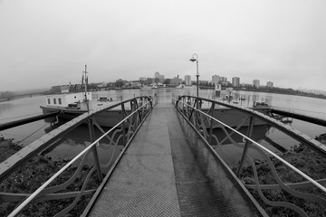 Schiffsanlegestelle an der Donau in Linz Oberösterreich