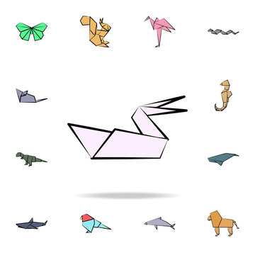 pelican colored origami icon. Detailed set of origami animal in hand drawn style icons. Premium graphic design. One of the collection icons for websites, web design, mobile app