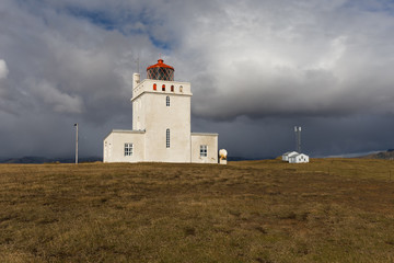 Fototapeta na wymiar Island, Leuchtturm von Dyrholaye