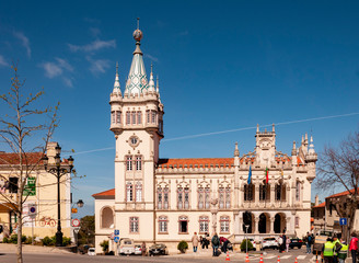 Fototapeta na wymiar Municipal building in Sintra