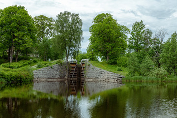 Obraz premium Sea lock at a canal in Sweden