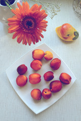 ripe peaches