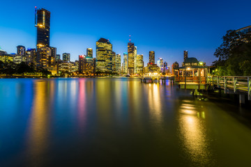 Fototapeta na wymiar Brisbane skyline at night
