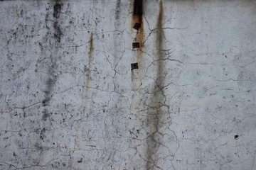 Wall cracked