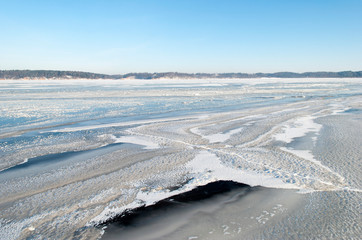 Obraz premium Frozen Lake in Lithuania