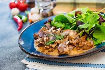 Beef kidneys with Madeira sauce