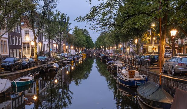 Canal Amsterdam © Thomas
