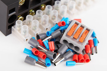 accessories for the construction of the electrical network, connecting elektmeny current line, insulated crimp terminals conductor