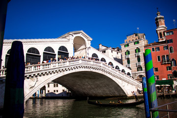 Fototapeta na wymiar Bridge Rialto in Venice