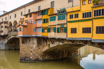 Fototapeta na wymiar Medieval bridge Ponte Vecchio over the Arno River in Florence