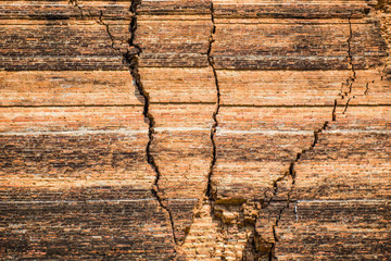 cracked brickwork