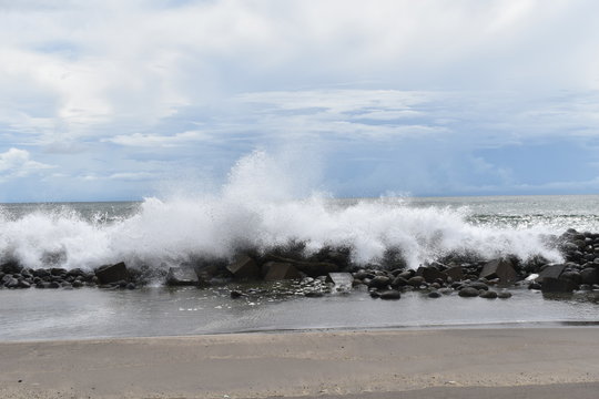 Rompeolas de playa San Benito, Tapachula Chiapas.