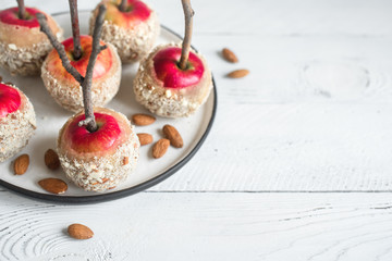 Caramel Apples with Almonds