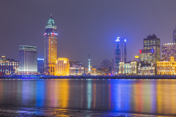 Obraz premium The bund at night, Shanghai, China