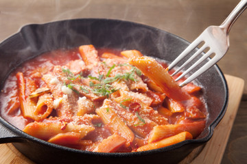 ペンネ　アラビアータ