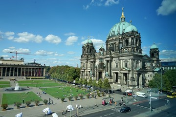 Berlin - Berliner Dom 2015 © Komwanix