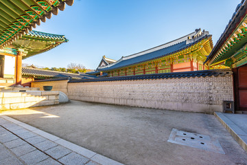Naklejka premium Beautiful architecture building Changdeokgung palace in Seoul city