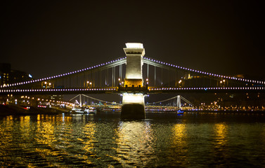 Obraz premium Bridge in Budapest