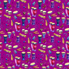 Obraz premium Seamless pattern with drums and percussion in watercolor style and decorative geometric elements on purple pink background. Colorful design for music party. Hand draw illustration