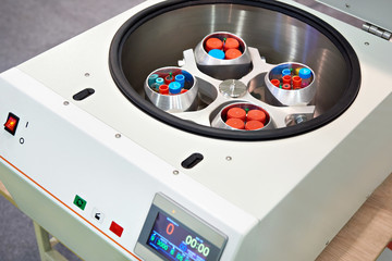 Chemical laboratory centrifuge