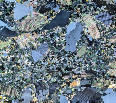 sandstone under a microscope, the slot under the microscope
