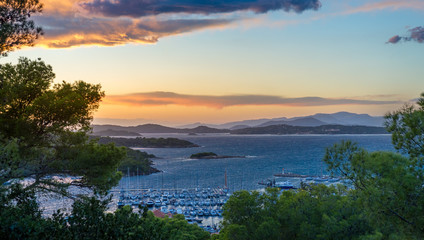 Fototapeta na wymiar Sunset panoramic view from the fortress of Porquerolles island.