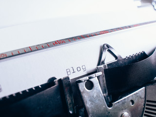 old typewriter with text 'blog'