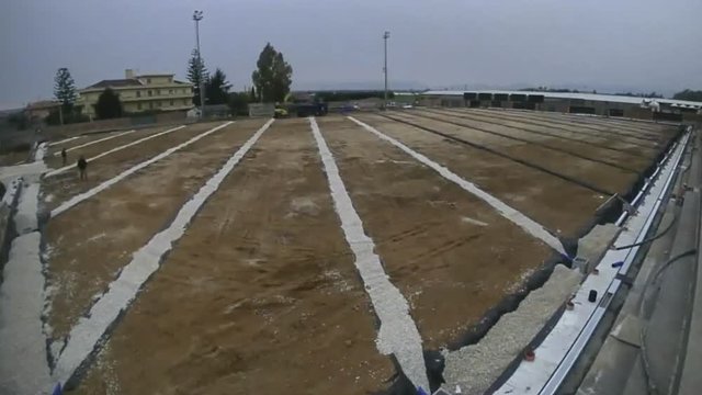 time laps realizzazione campo di calcio in 30 giorni