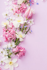 Naklejka na ściany i meble beautiful spring flowers on paper background