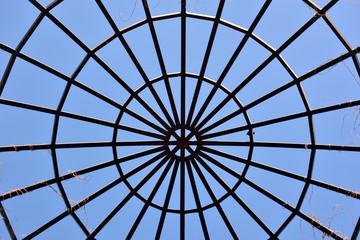 C&uacute;pula de acero