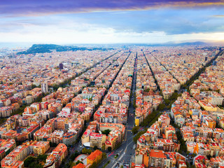 Obraz premium Aerial view of Barcelona Eixample district