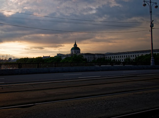 Obraz premium Church in the center of Moscow at sunset
