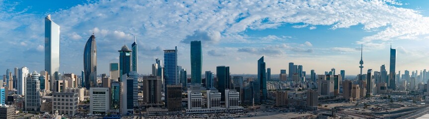 Fototapeta na wymiar Kuwait city skyline
