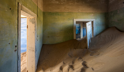 Kolmanskop ghost town, Luderitz Namibia