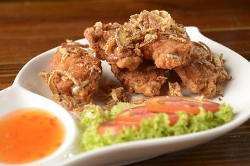 Fried Chicken Wings with Curry Sauce