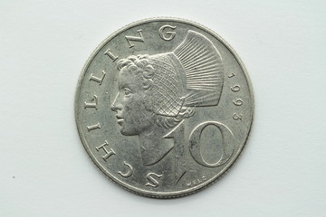 Vorderseite der ehemaligen 10 Schilling-Münze aus Österreich