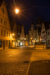 Fototapeta na wymiar night in a medieval city