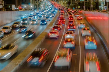 Papier Peint photo autocollant Autoroute dans la nuit circulation nocturne sur l& 39 artère urbaine, le viaduc et le carrefour