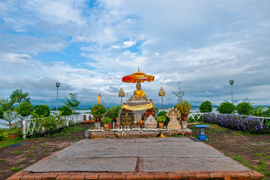 Tilok Aram temple in Kwan Phayao lake, Thailand. - Image