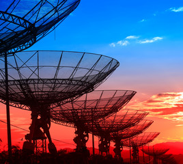 The observatory in the evening,The silhouette of a radio telescope