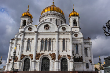 Fototapeta premium Saviour Christ orthodox cathedral with golden domes, famous landmark in Moscow, Russia