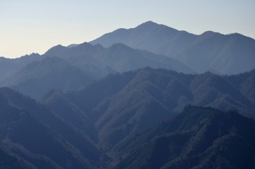 Obraz na płótnie Canvas 大山と三峰山