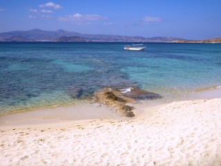 Obraz premium Beach and Turquoise Water on Naxos Island in Greece