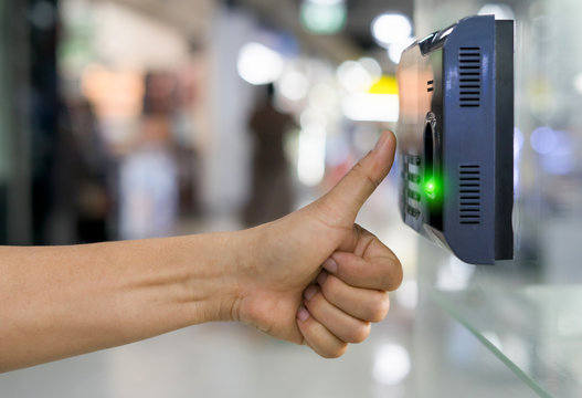 Finger print scan for unlock door security system