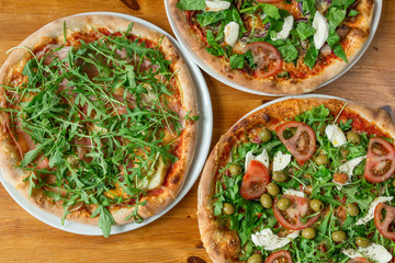 Neapolitan pizza made with fresh and organic ingredients