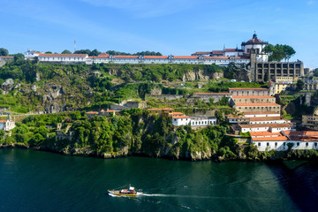 Fototapeta premium Dom Luis I bridge over Douro river and monastery of Serra do Pilar